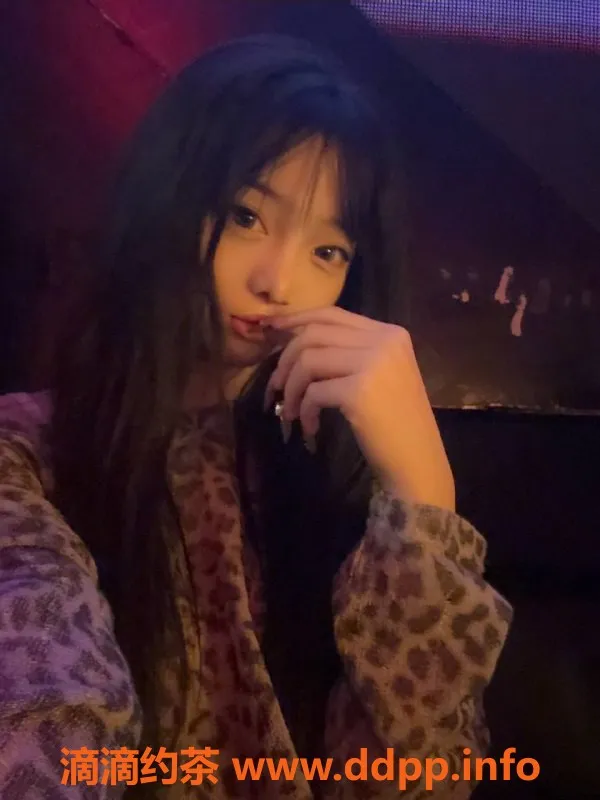 长沙楼凤资源信息,岳麓区甜宝，158cm/20岁，6p体验等你来！