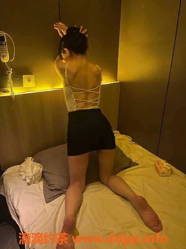 杭州楼凤-杭州新茶全裸服务，周末优惠380起！