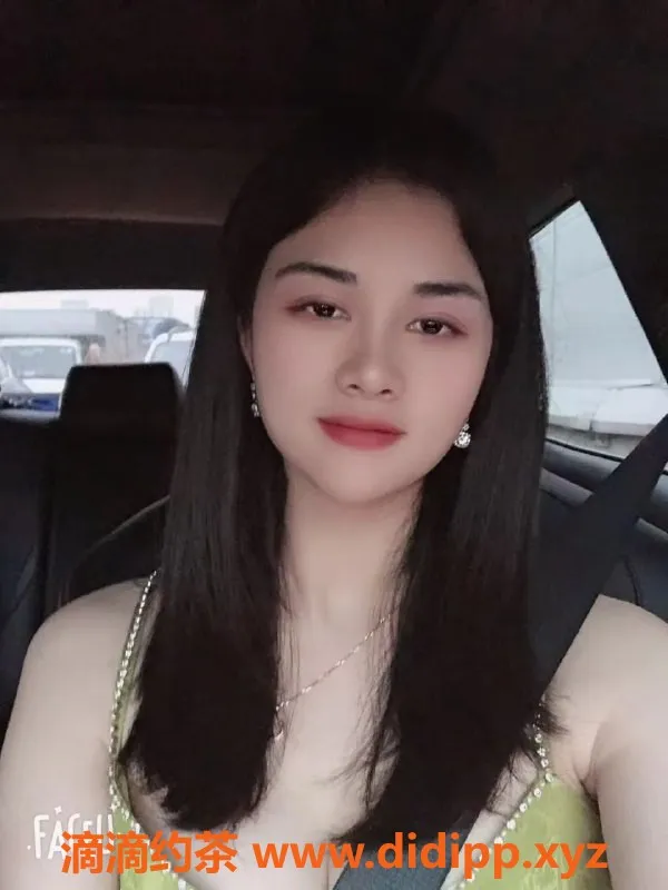 广州楼凤-金沙洲彤彤，舌吻御姐，700元起