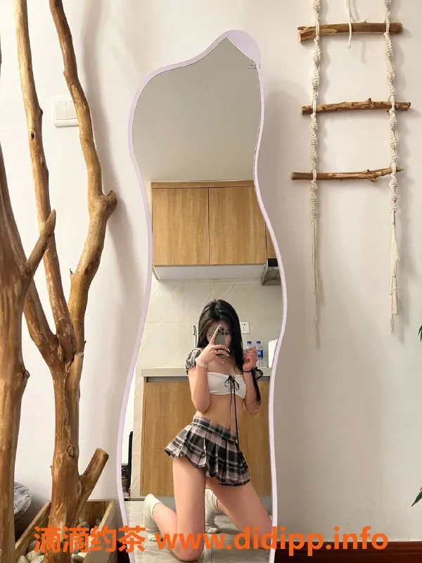 广州楼凤-天河欧尼酱，700元起享受优质服务