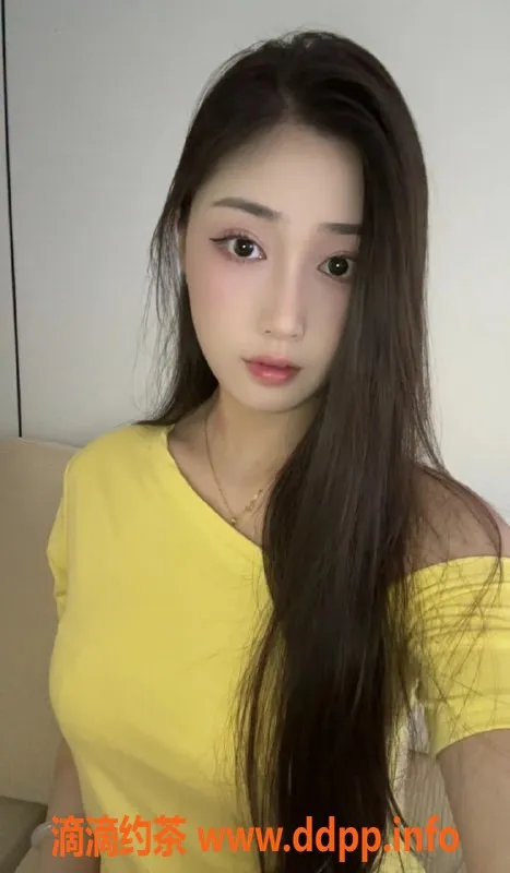 广州楼凤-天河御姐婷婷，10P大胸夜课等你体验