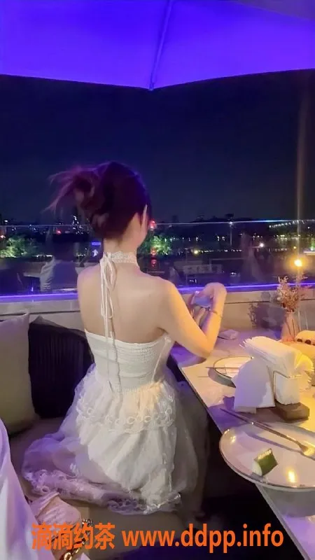 宁波楼凤资源信息,宁波高颜值05年小妹，170cm D罩杯，1200起