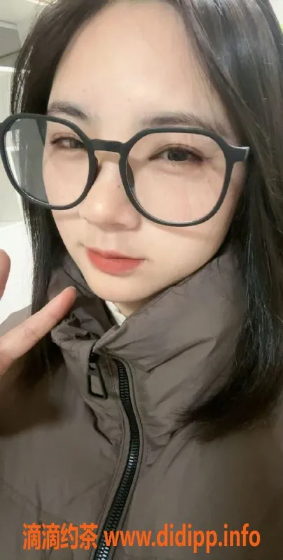 长沙楼凤资源信息,岳麓区海绵妹子，五百元体验舌吻等贴心服务