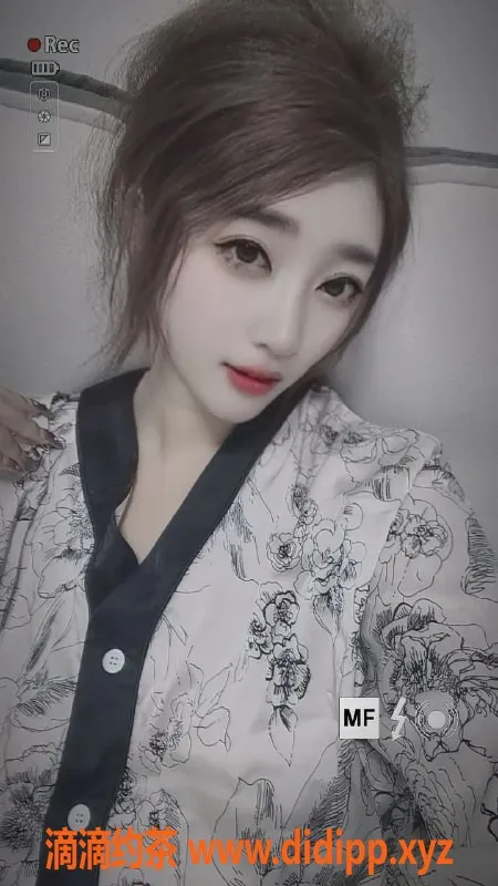 重庆楼凤资源信息,南坪叶子，172cm 36C，全套服务超给力！