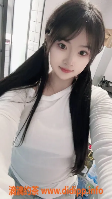 上海楼凤-闵行可可 20岁 D罩杯 166cm 价格亲民