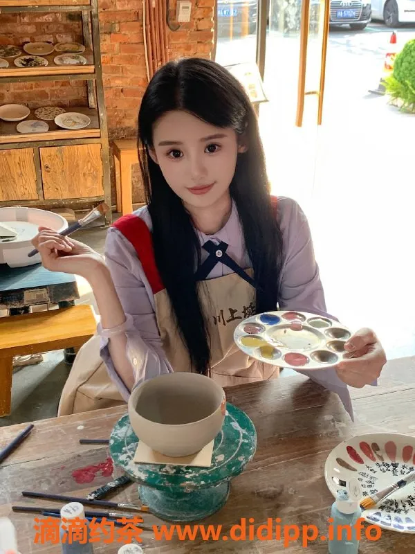 北京楼凤-朝阳门小小白，批发内衣价格亲民