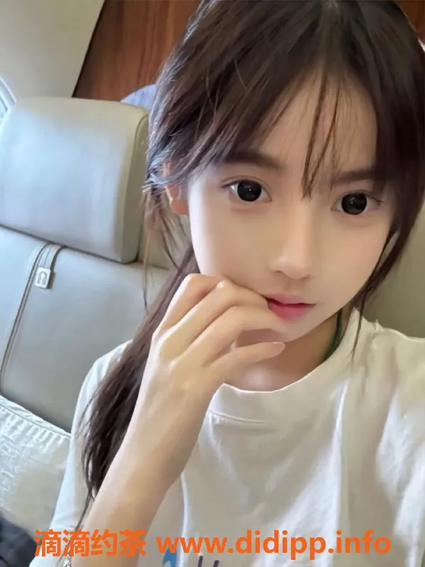 广州楼凤资源信息,天河19岁清纯少女知夏，身高160cm，茶水费700起