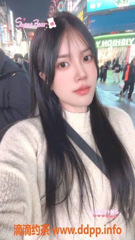 武汉楼凤-武昌区林欣，600元舌吻六九服务，超值体验！