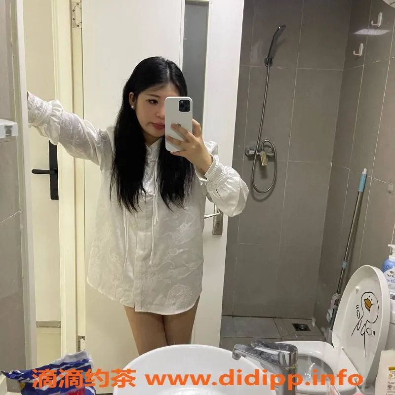 北京楼凤-朝阳高碑店莹莹，170cm嫩妹，D胸引领激情