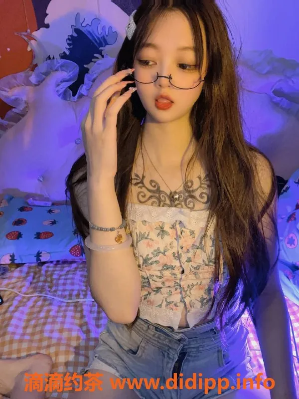 东莞楼凤-常平甜糖，700元享受优质服务