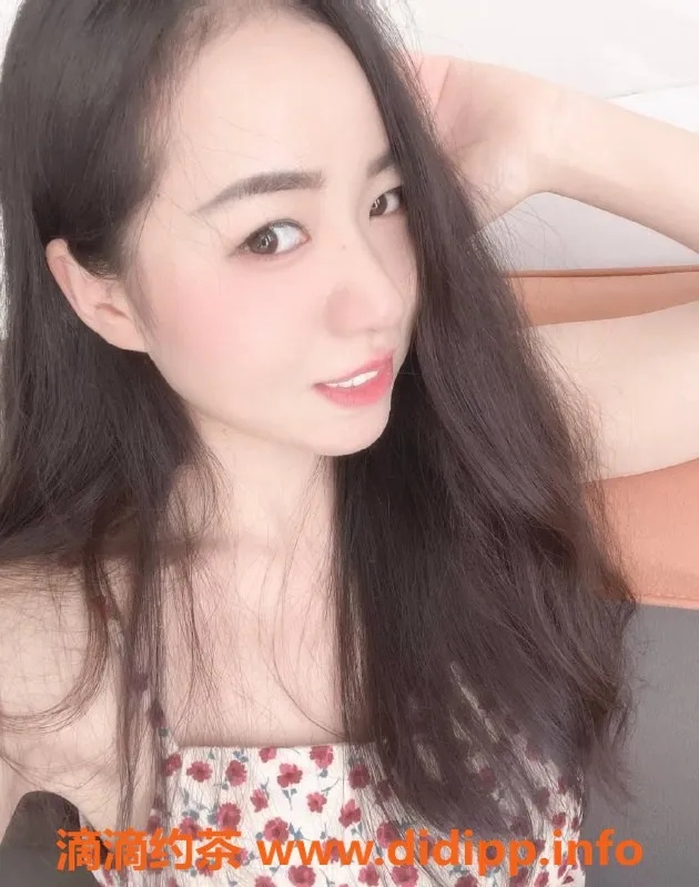 深圳楼凤-南山小新，600元大胸热情服务