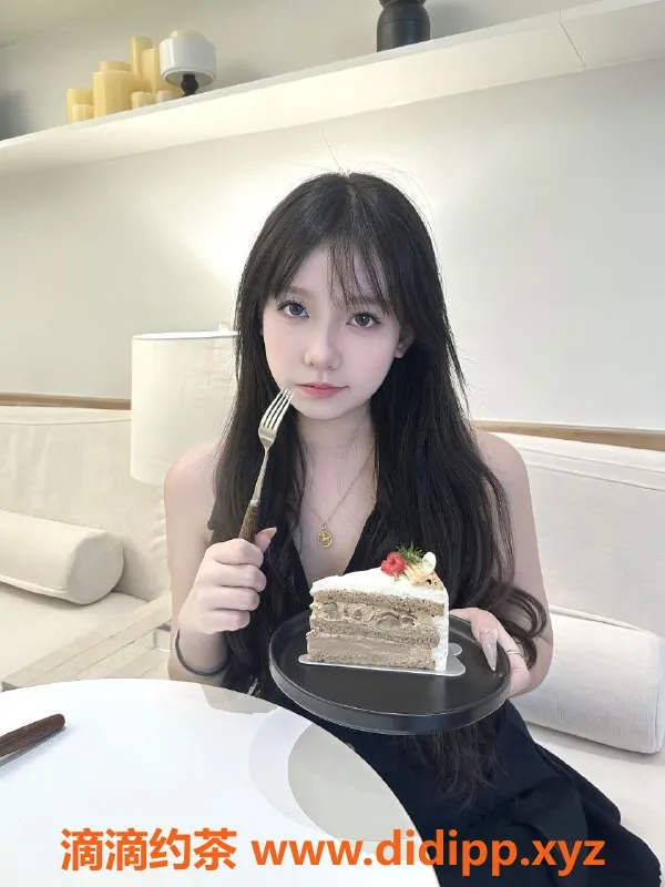 广州楼凤-天河御姐白露，身材火辣，7P夜课可约