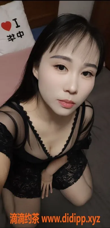 北京抓龙筋-朝阳梦梦，162cm C罩杯，600元体验理疗按摩