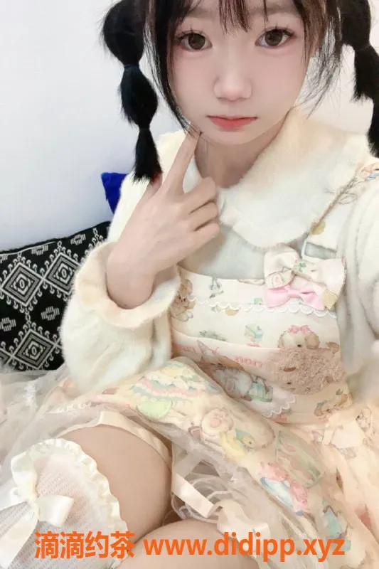 长沙楼凤-天心区小西，164cm苗条美女，19岁专业服务