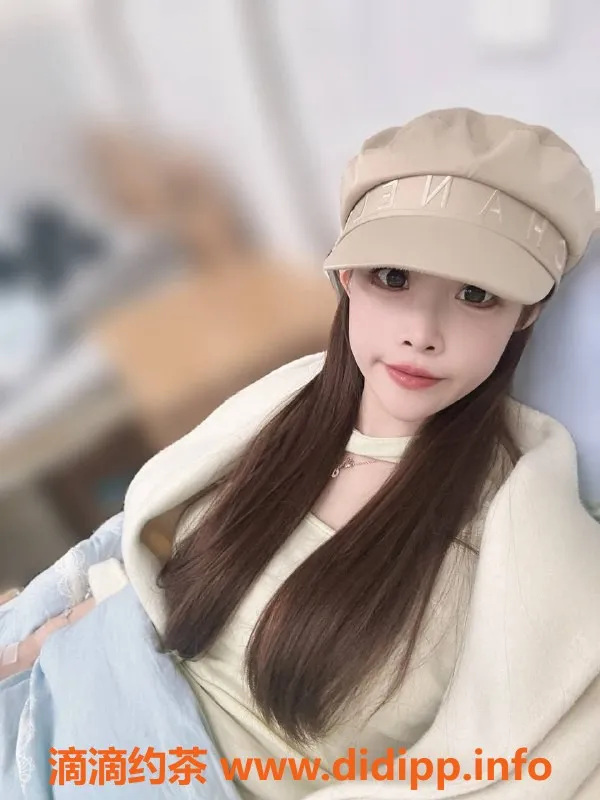 重庆楼凤-千羽，身高5/8，服务热情，价格公道