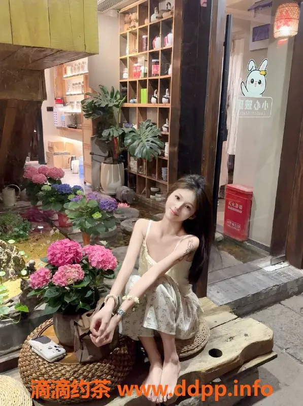 杭州楼凤资源信息,拱墅嫩妹七七上门服务，超值体验！