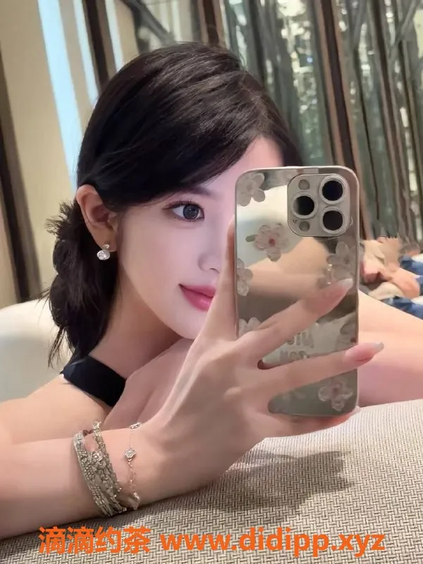 宁波楼凤-雪白皮肤的情趣妹妹，169高C罩，轻SM服务