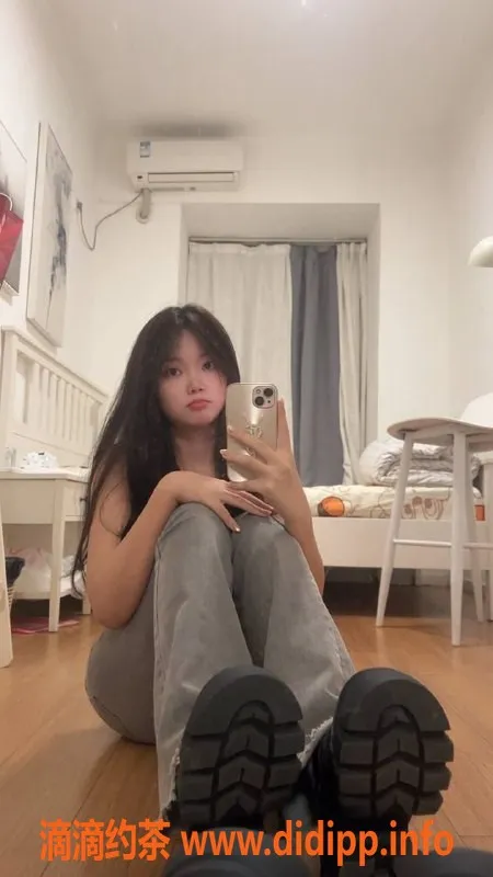 广州楼凤-海珠嫩妹可欣，8P夜课服务