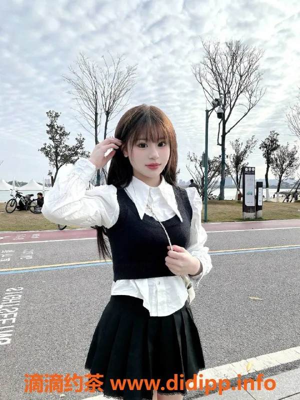 广州楼凤-白云金沙洲嫩妹嘉嘉，7P鸳鸯浴等你来