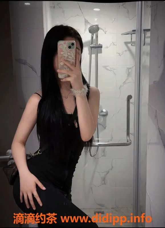 广州楼凤-天河嫩妹喵喵，7P鸳鸯浴超享受