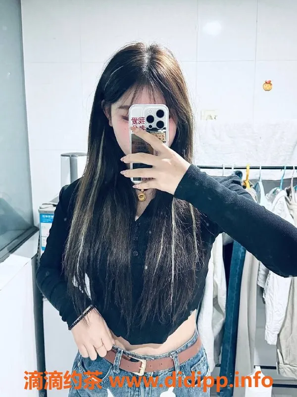 广州楼凤-佛山金沙洲嘉嘉老师700起，超棒服务体验