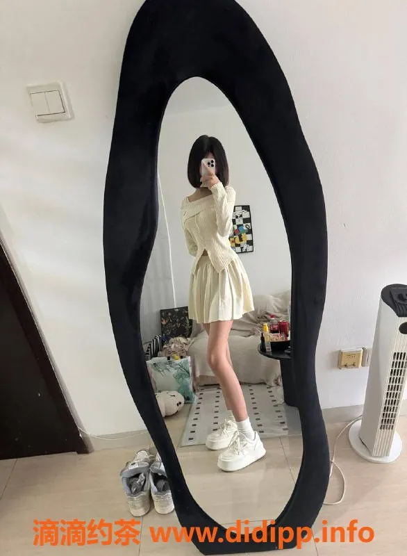 广州楼凤资源信息,天河嫩妹养乐多视频验证，600/1，真实服务！