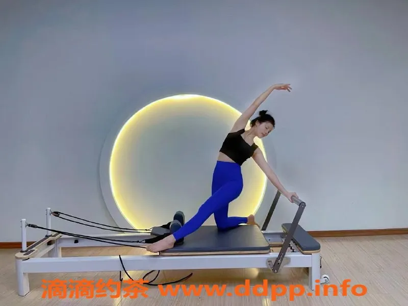 深圳楼凤-光明新区小琳，23岁165cm，胸推臀腿服务超赞