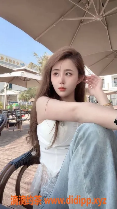 东莞楼凤-常平菲菲，高级服务3000元，尽享奢华体验