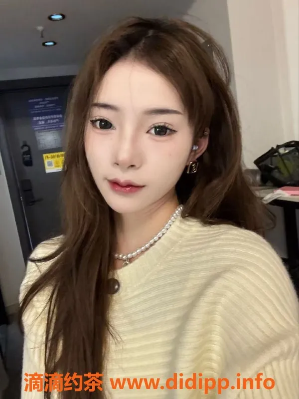 成都楼凤-成华区19岁排骨妹子，服务态度佳