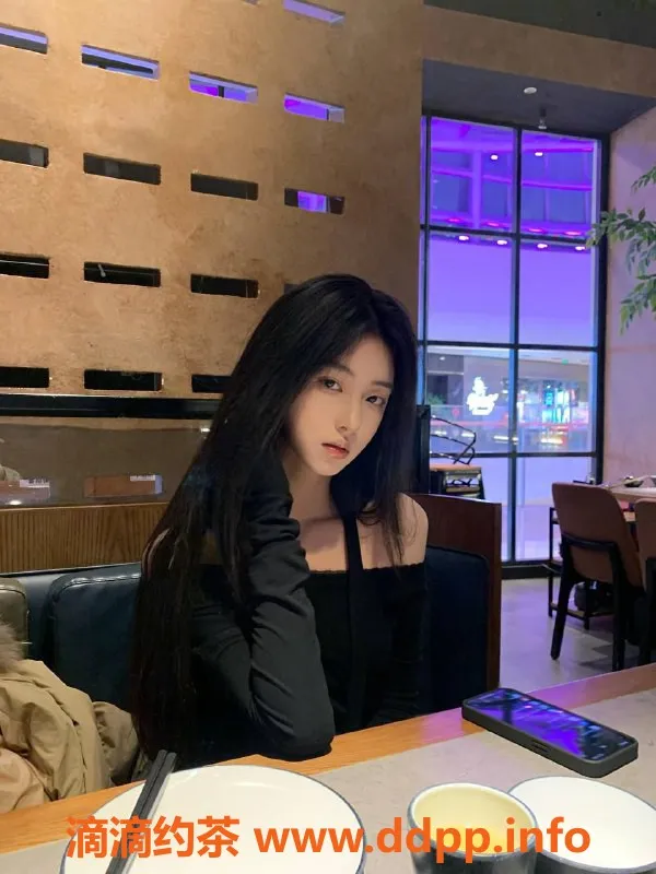 杭州楼凤-甜美声音大一学生，陪浴口技超给力