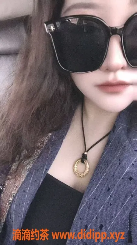 武汉楼凤资源信息,武汉风骚少妇水多敏感，666躺式采耳