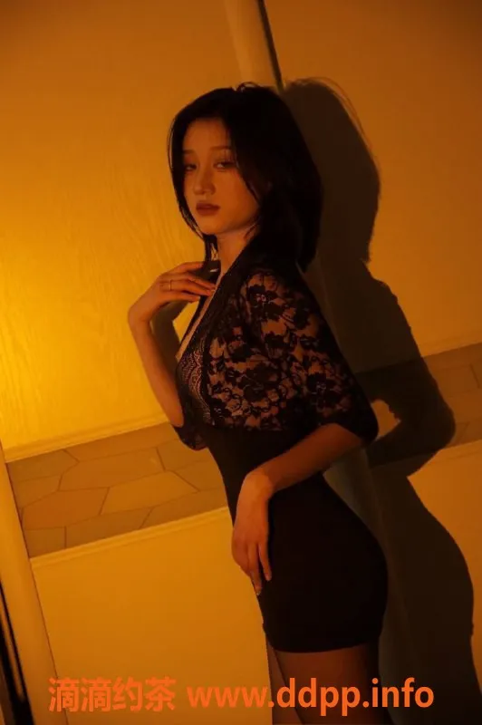 广州楼凤-广州天河小娜颜，超棒蛇吻体验，1000起