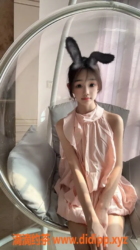 广州楼凤-广州金沙洲夏可儿，700起蛇吻服务