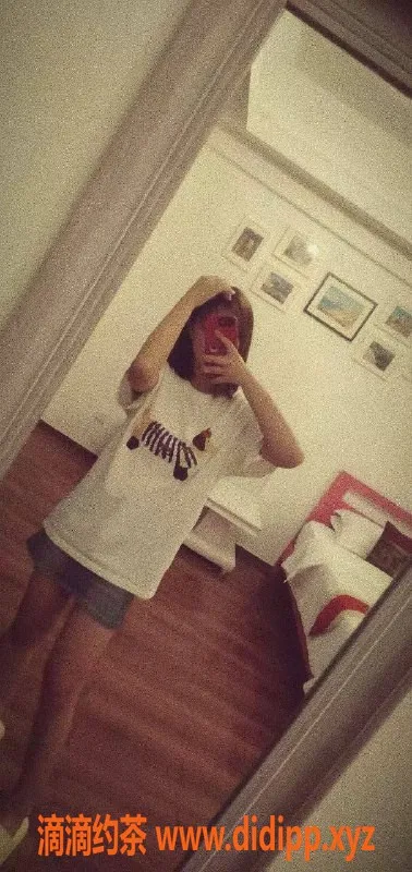 广州楼凤-白云嫩妹小清，700元超值服务体验