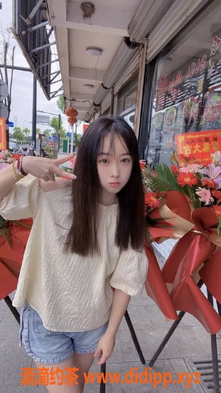 杭州楼凤-西湖嫩妹莱米，性价比超高，69互舔服务