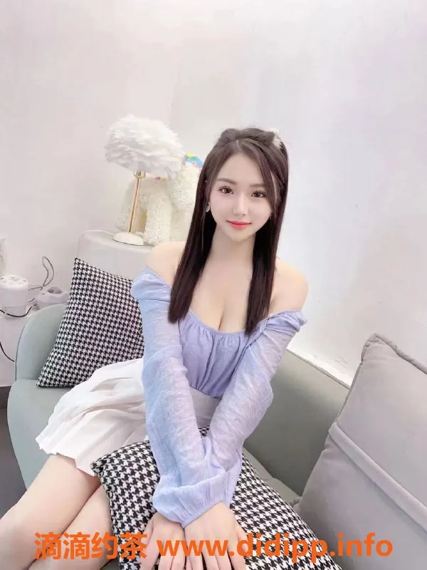 深圳楼凤-风铃｜23岁165cm超诱惑，900元制服丝袜服务