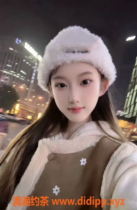 广州楼凤-广州金沙洲小芒果，价格800起，热情服务！