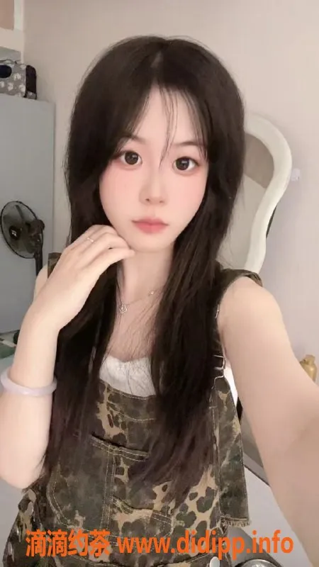 广州楼凤-荔湾嫩妹莹宝，7P鸳鸯浴服务体验