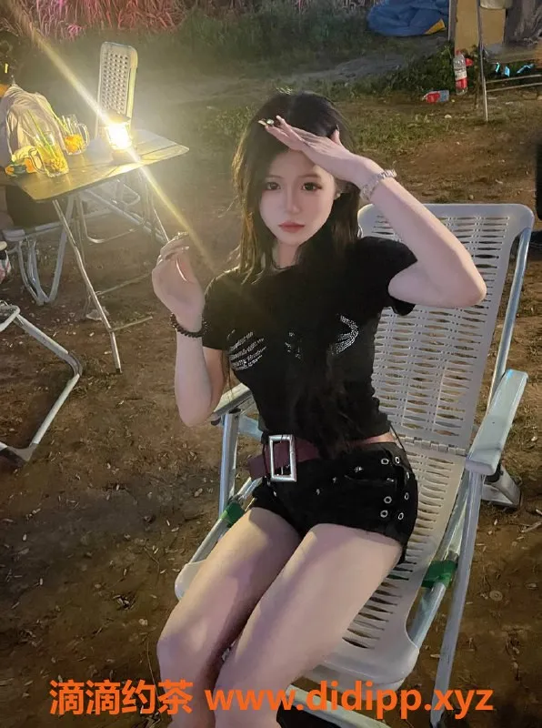 长沙楼凤-长沙雨花区飘飘，18岁160cm，45kg，服务贴心