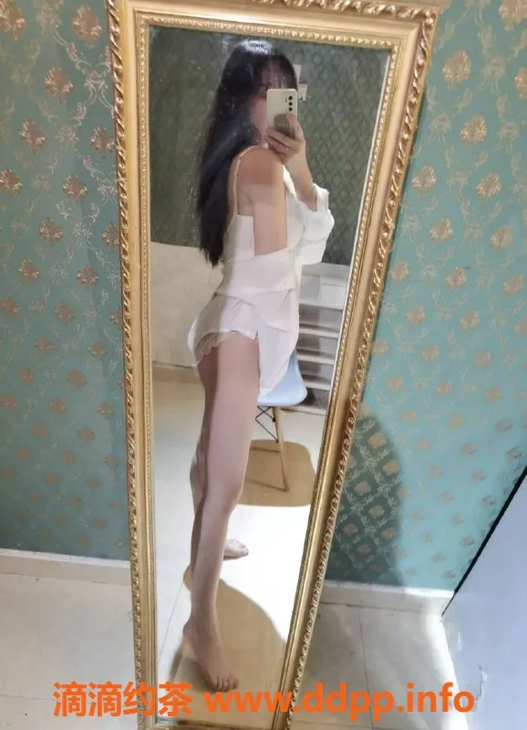 重庆楼凤-唐月，身高168，32岁，服务超赞，价格合理