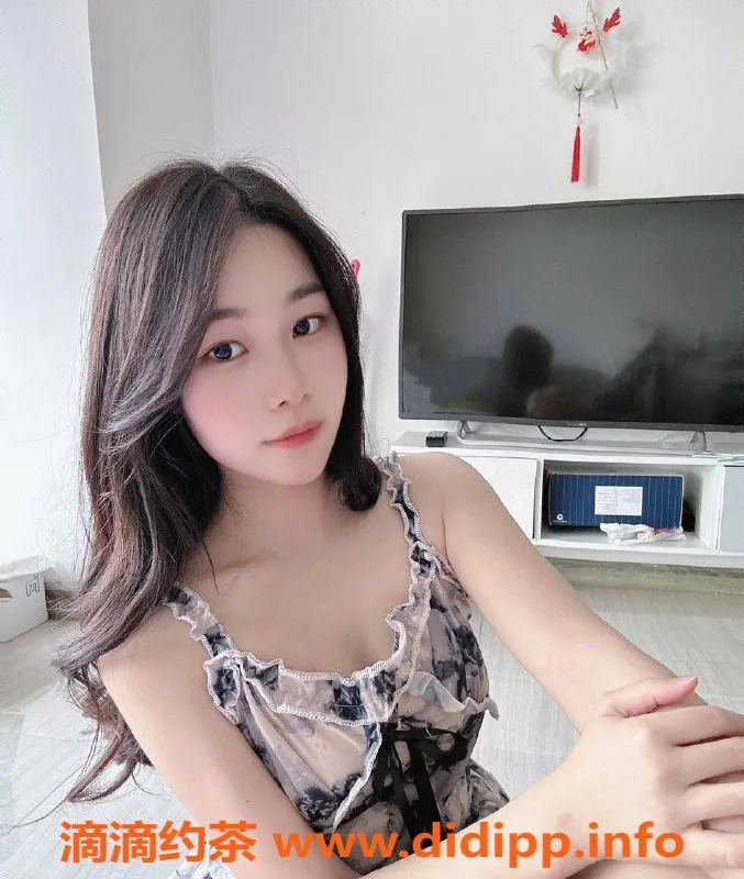 广州楼凤-天河小颖，验证完美，价格仅500元