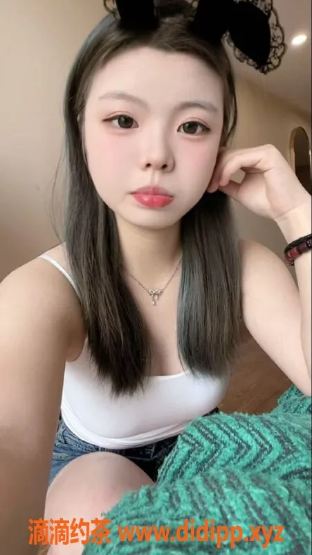 成都楼凤-成华区微胖妹小丽丽，奶大态度好，160cm身高