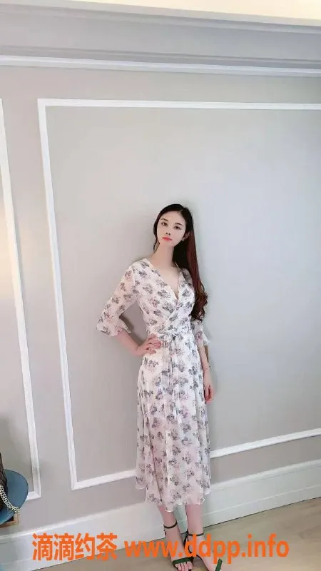 广州楼凤-佛山桃子，御姐大长腿享鸳鸯浴服务