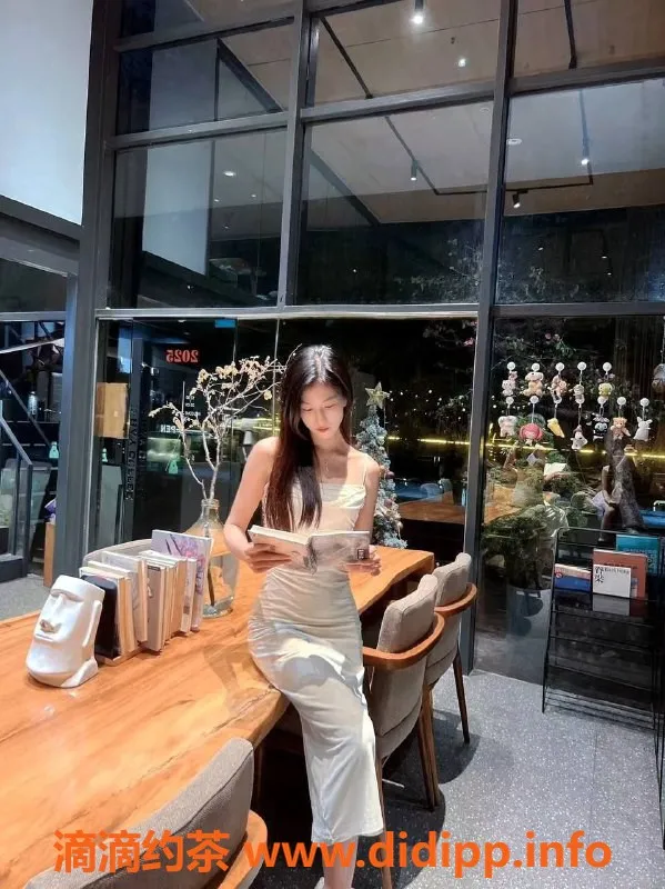 东莞楼凤资源信息,南城李思琪，700元超值体验！