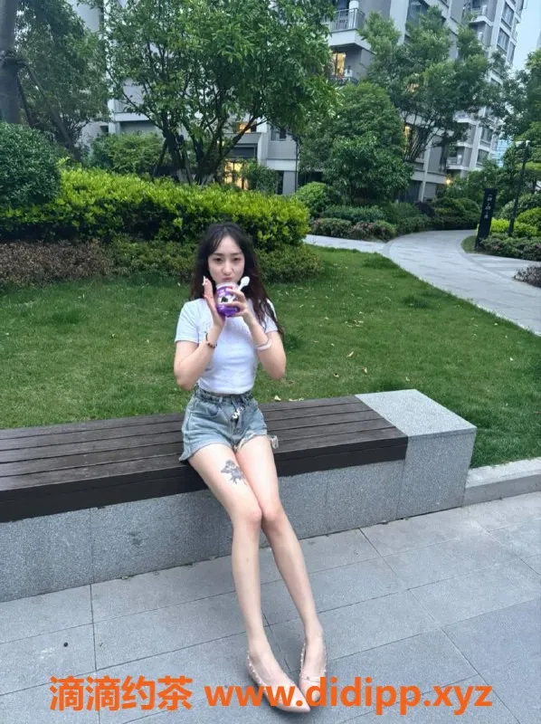 杭州上门服务-上门嫩妹熙熙，舌吻服务900元起