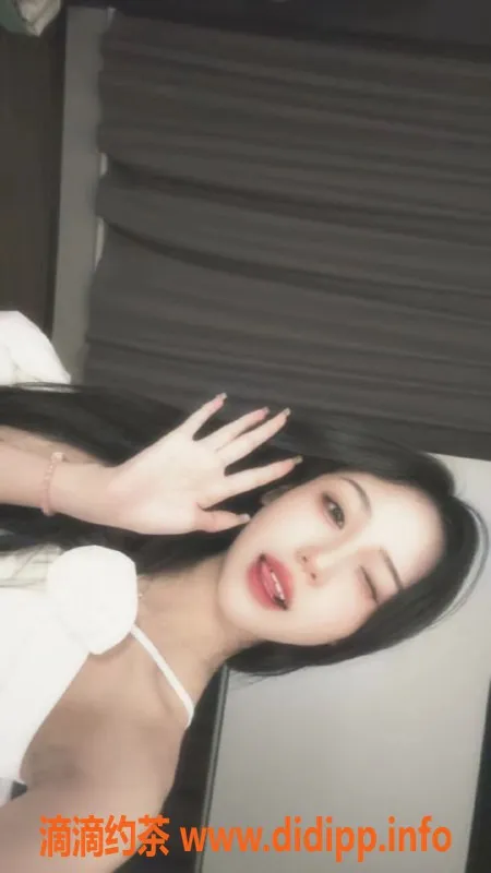 长沙楼凤资源信息,雨花区晓晓，165身高，500元女友式服务