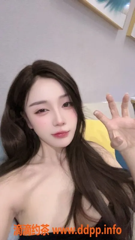 广州楼凤-白云张雪，大胸御姐，课费9P，舌吻服务等你来体验！