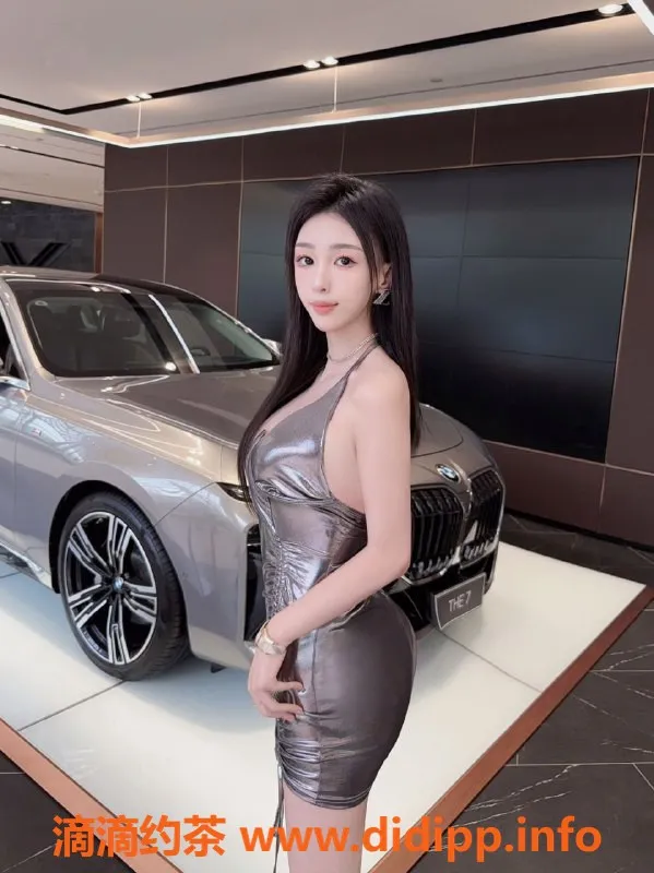 福州楼凤-鼓楼区特蕾莎 美女双飞 170CM 45KG 36C