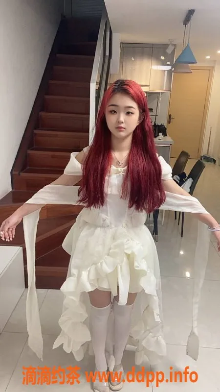 广州楼凤-金沙洲小甜甜，800元嫩妹服务