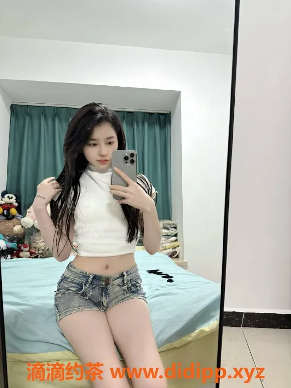 广州楼凤-天河小宝，课费700p/1400pp，服务超赞